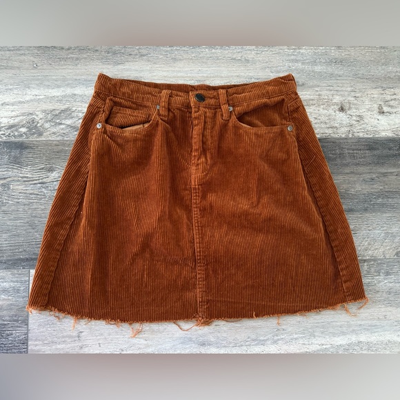 BLANK NYC Corduroy mini skirt brown 28 - Picture 1 of 7